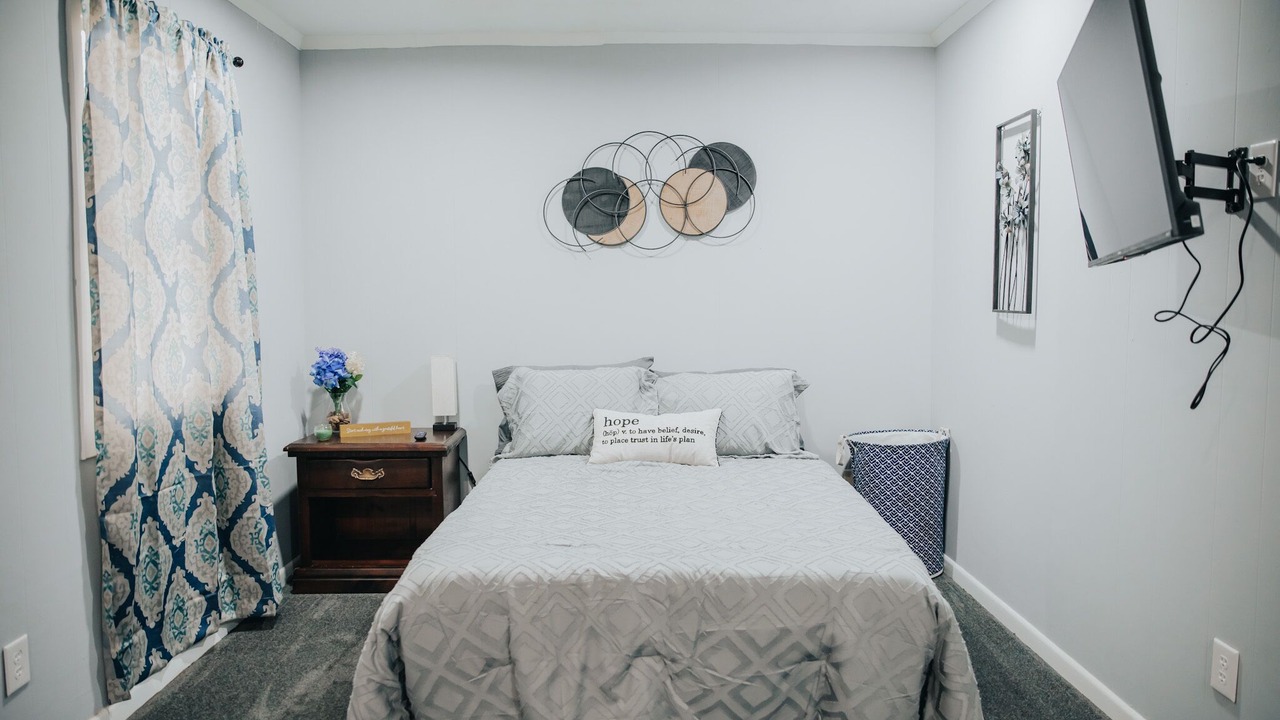 Photo of Bedroom in Westlake