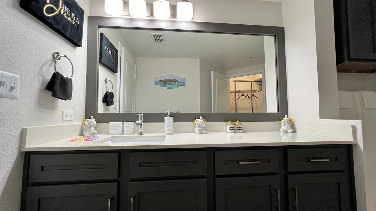 Photo of Bathroom in South Central Houston