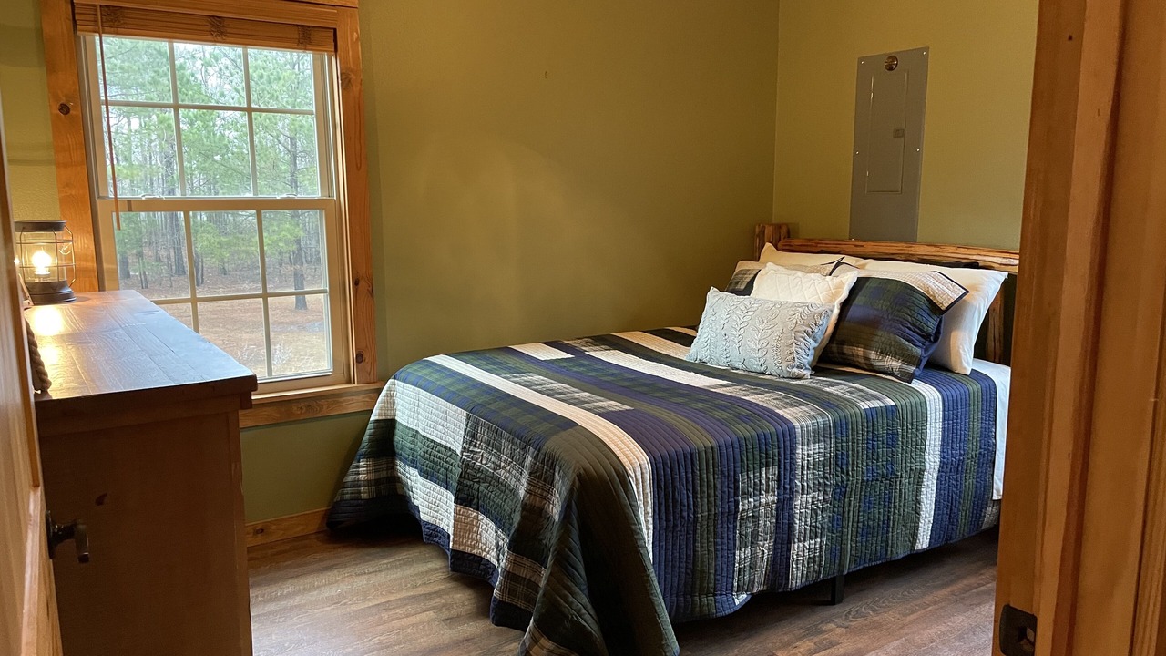 Photo of Bedroom in Vivian