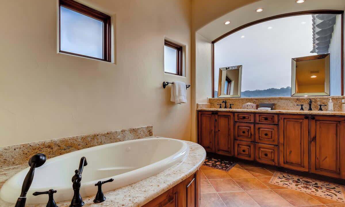 Photo of Bathroom in Leander