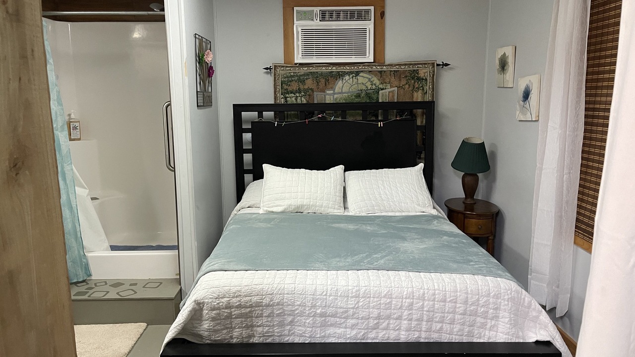 Photo of Bedroom in Abbeville