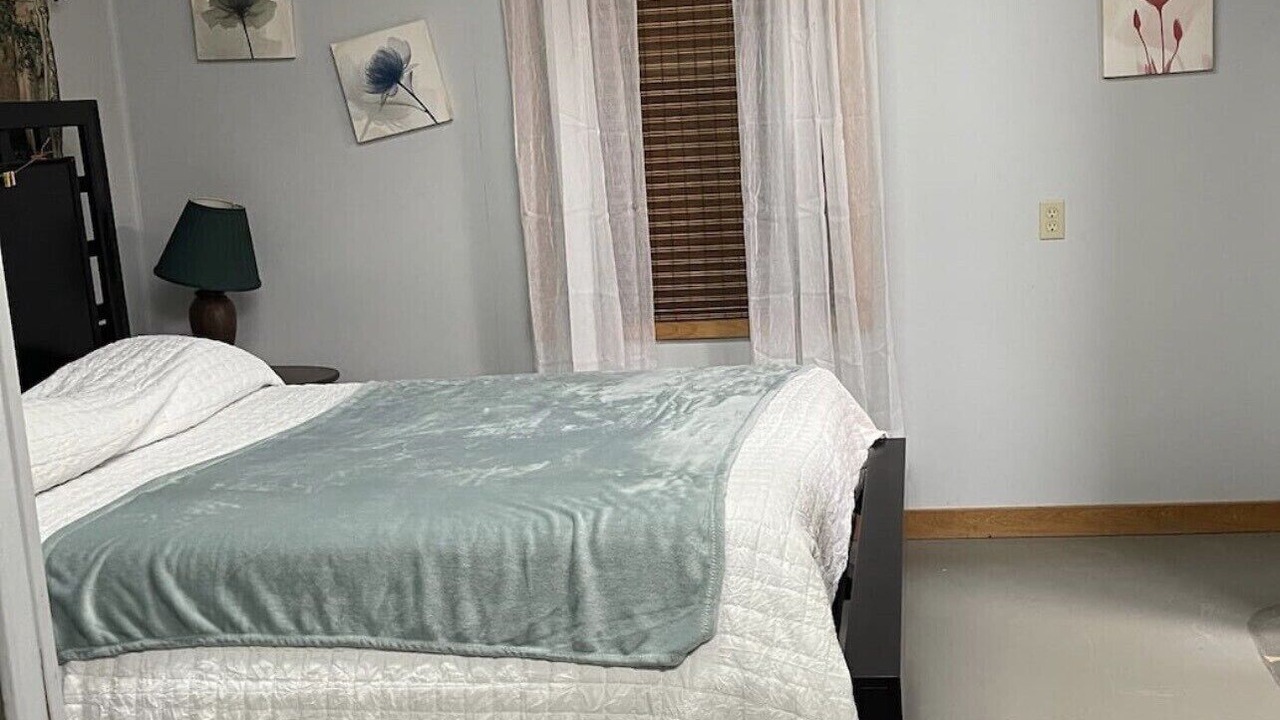 Photo of Bedroom in Abbeville