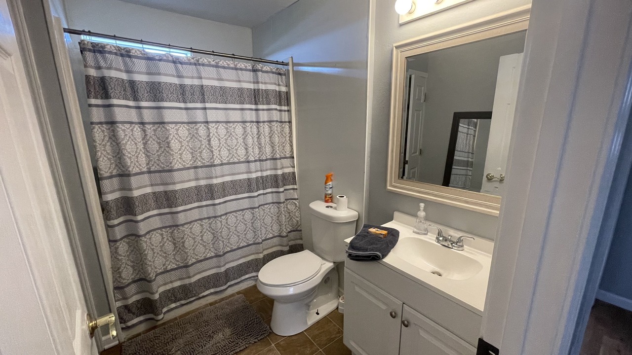 Photo of Bathroom in Boothville-Venice