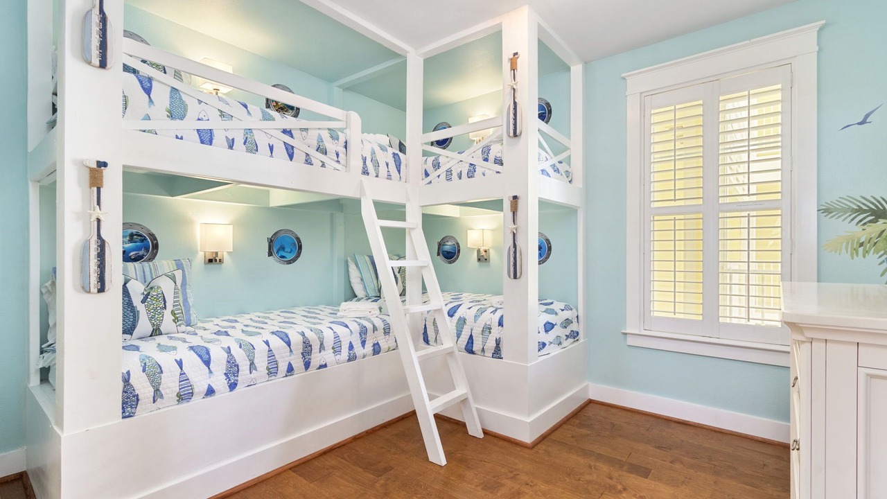 Photo of Bedroom in Red Fish Cove