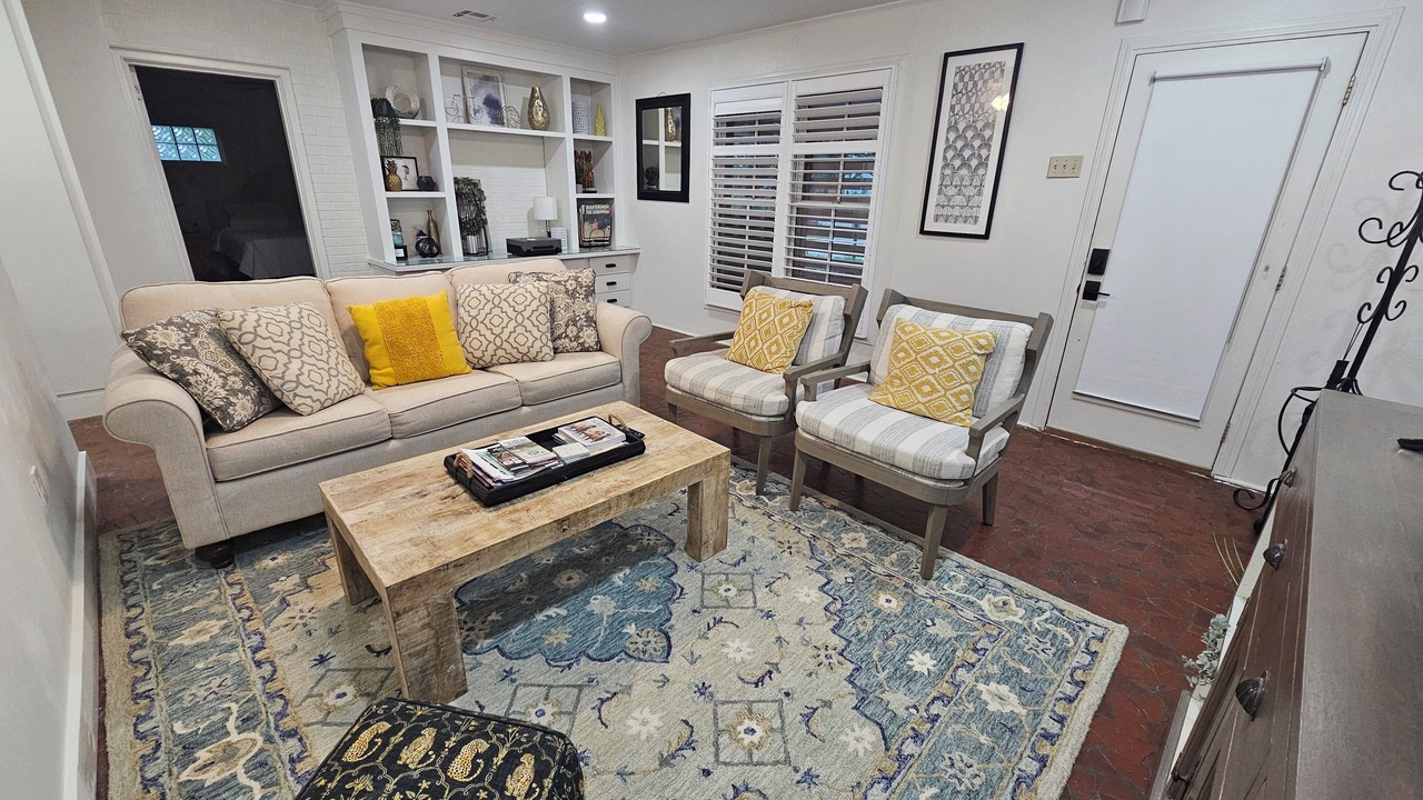 Photo of Livingroom in Mid City South