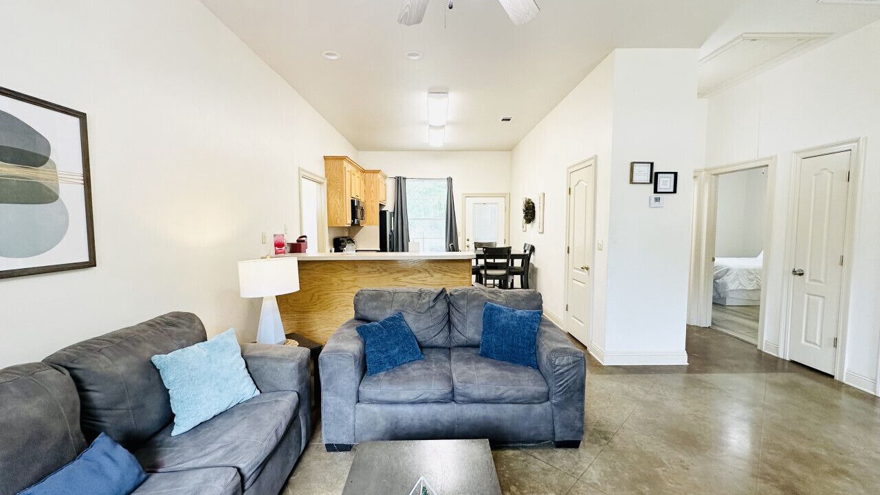Photo of Livingroom in Pine Grove
