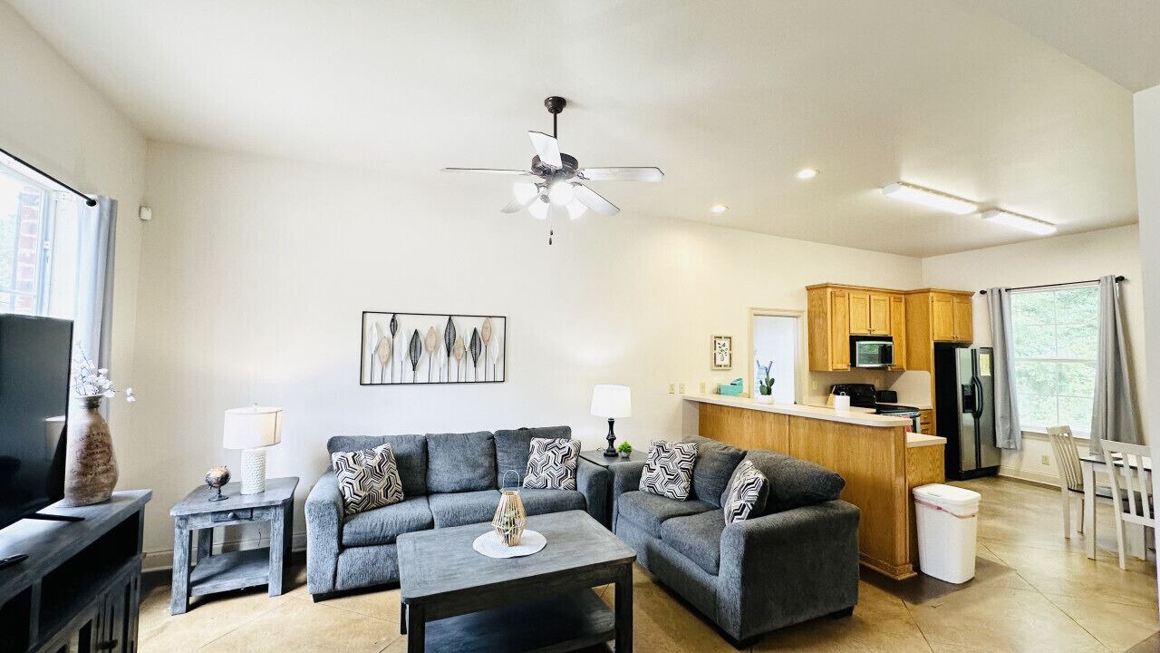 Photo of Livingroom in Pine Grove