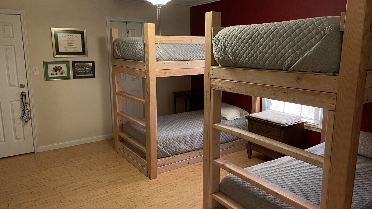 Photo of Bedroom in Dulac
