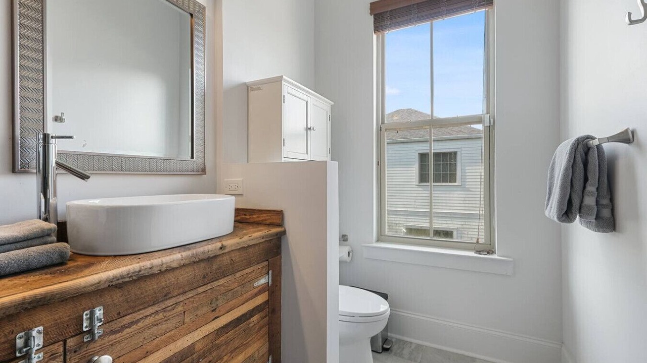 Photo of Bathroom in Faubourg Lafayette