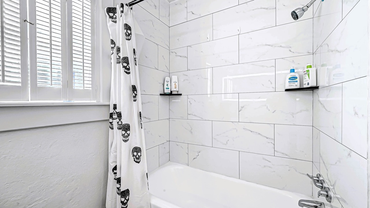 Photo of Bathroom in Neartown