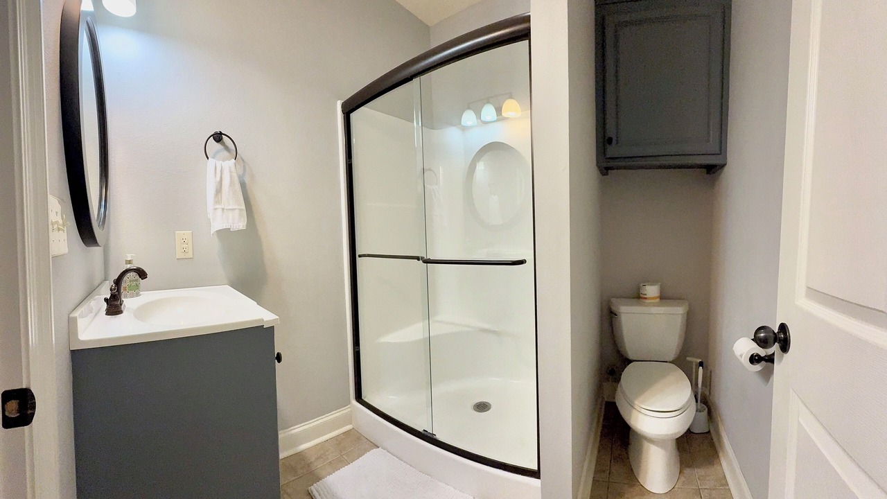 Photo of Bathroom in Hackberry
