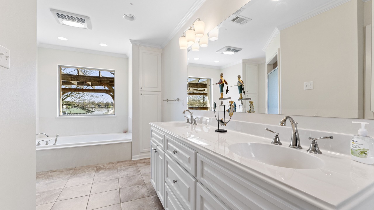 Photo of Bathroom in New Roads