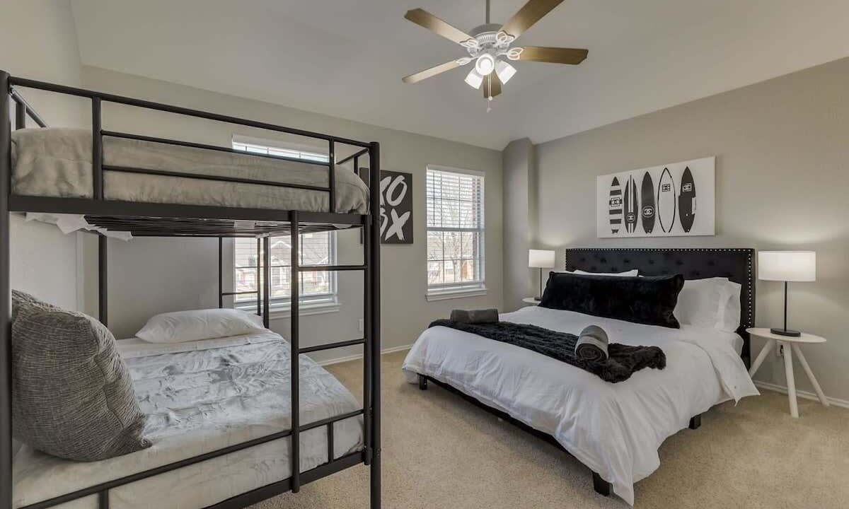 Photo of Bedroom in Rowlett