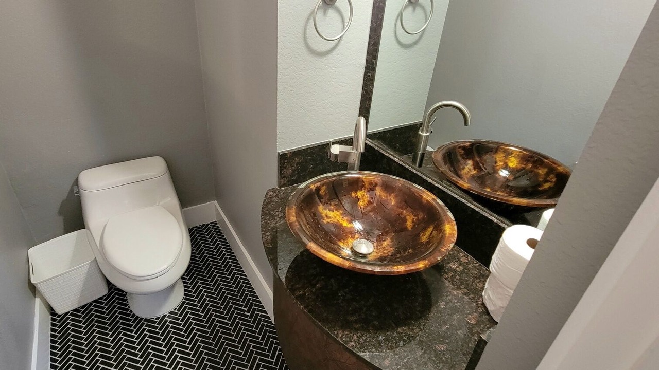 Photo of Bathroom in Midtown