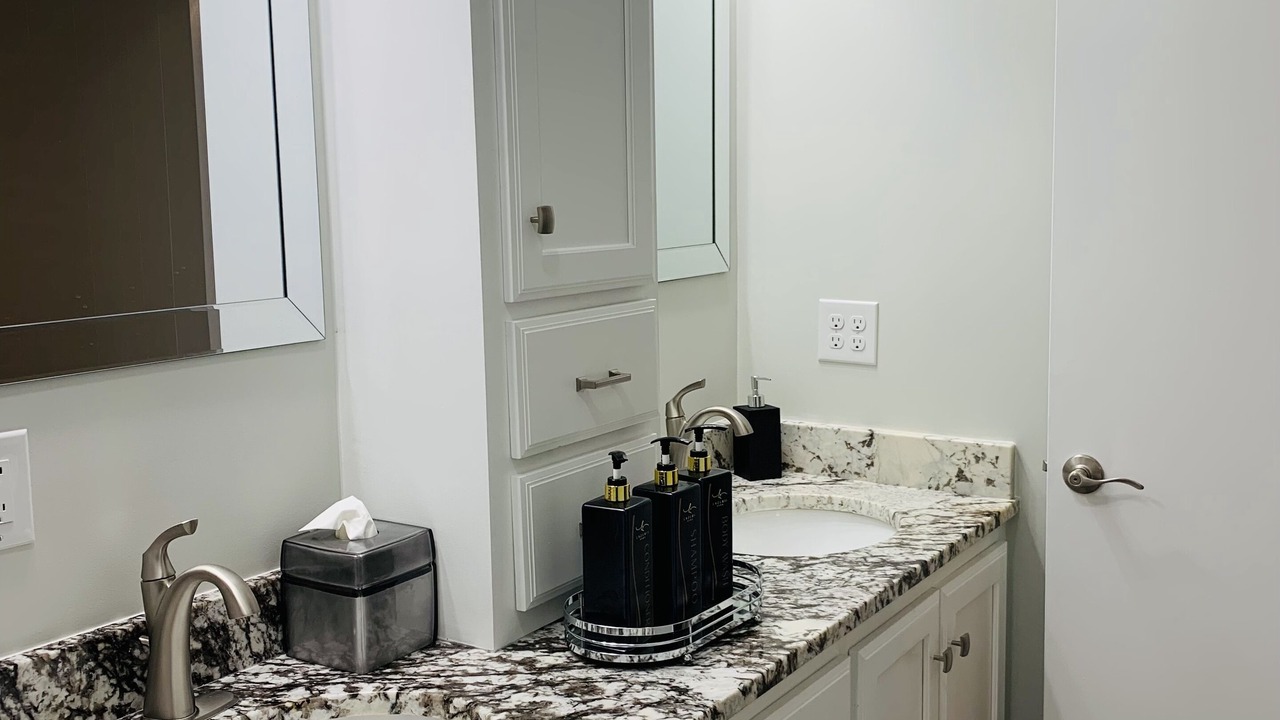 Photo of Bathroom in Sunset