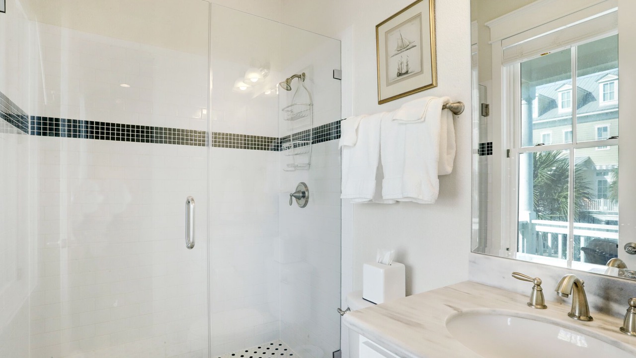 Photo of Bathroom in Beachtown