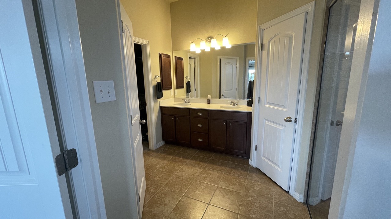 Photo of Bathroom in Leander