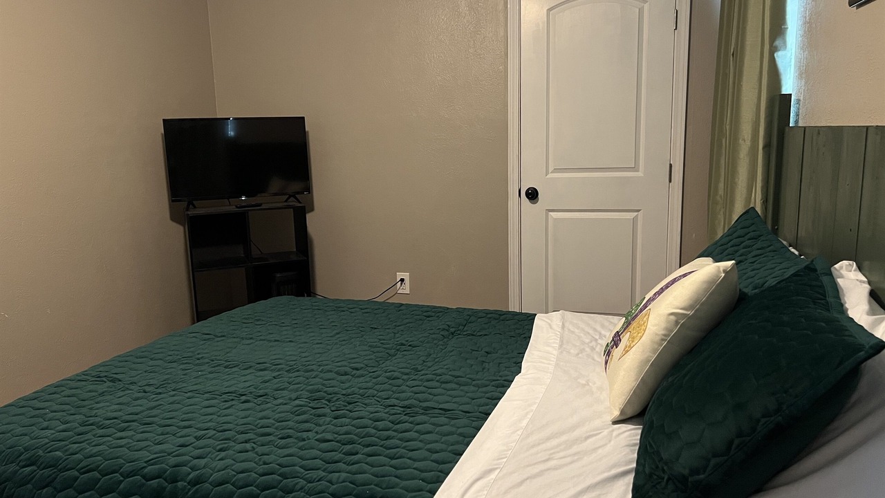 Photo of Bedroom in Old Aurora