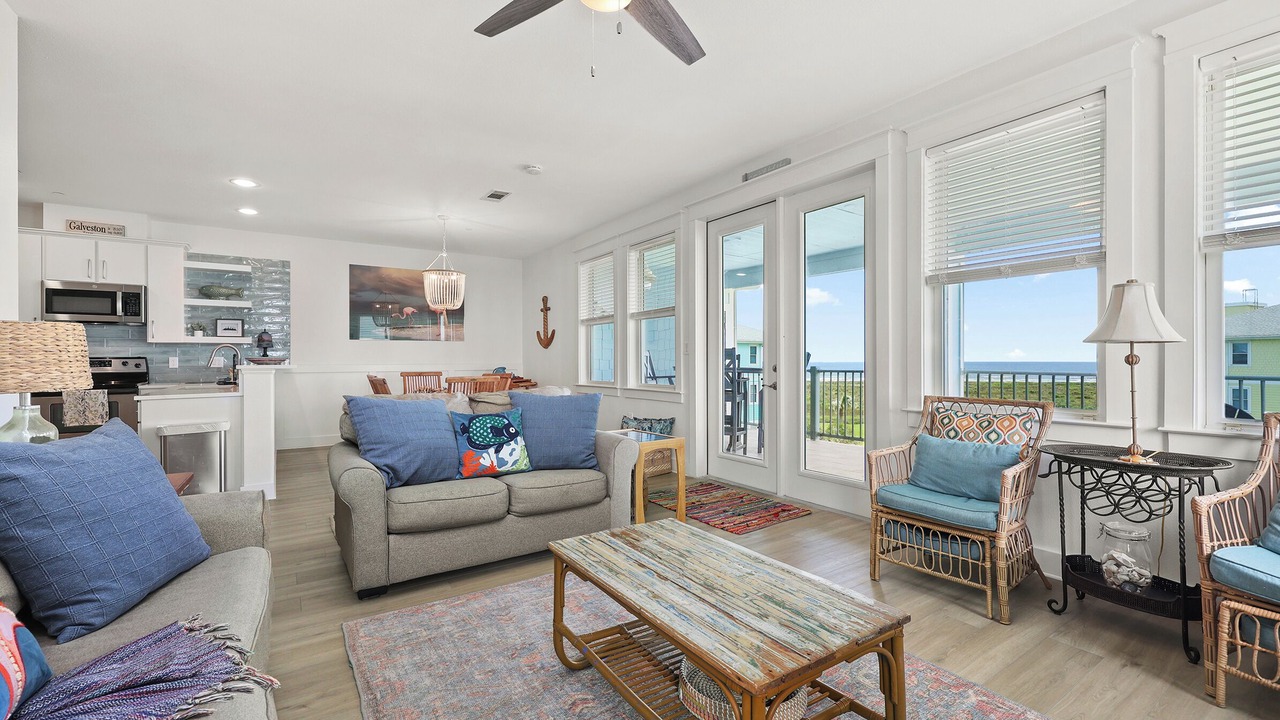 Photo of Livingroom in Red Fish Cove