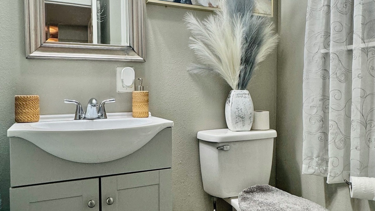 Photo of Bathroom in Mid City North