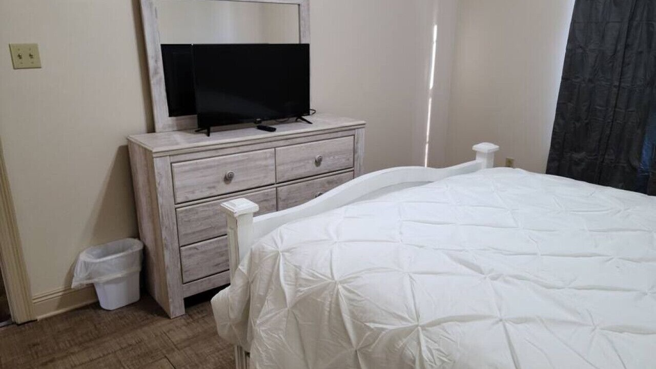 Photo of Bedroom in Pine Grove