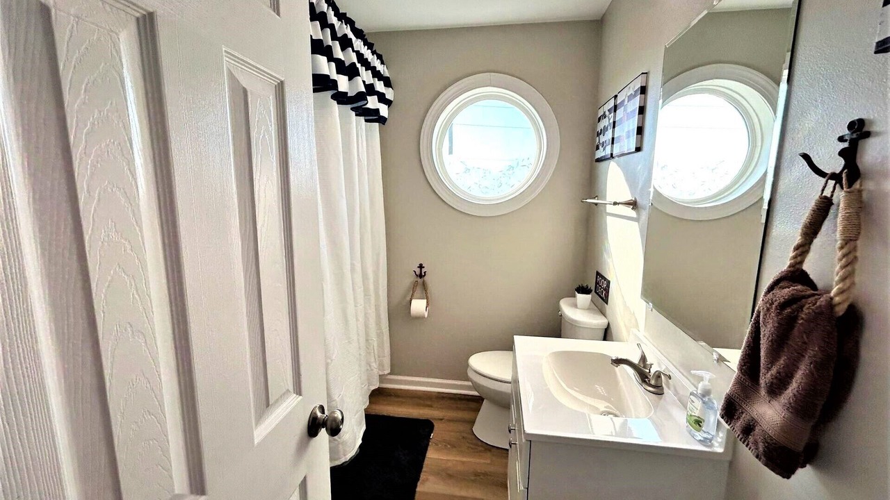 Photo of Bathroom in Golden Meadow