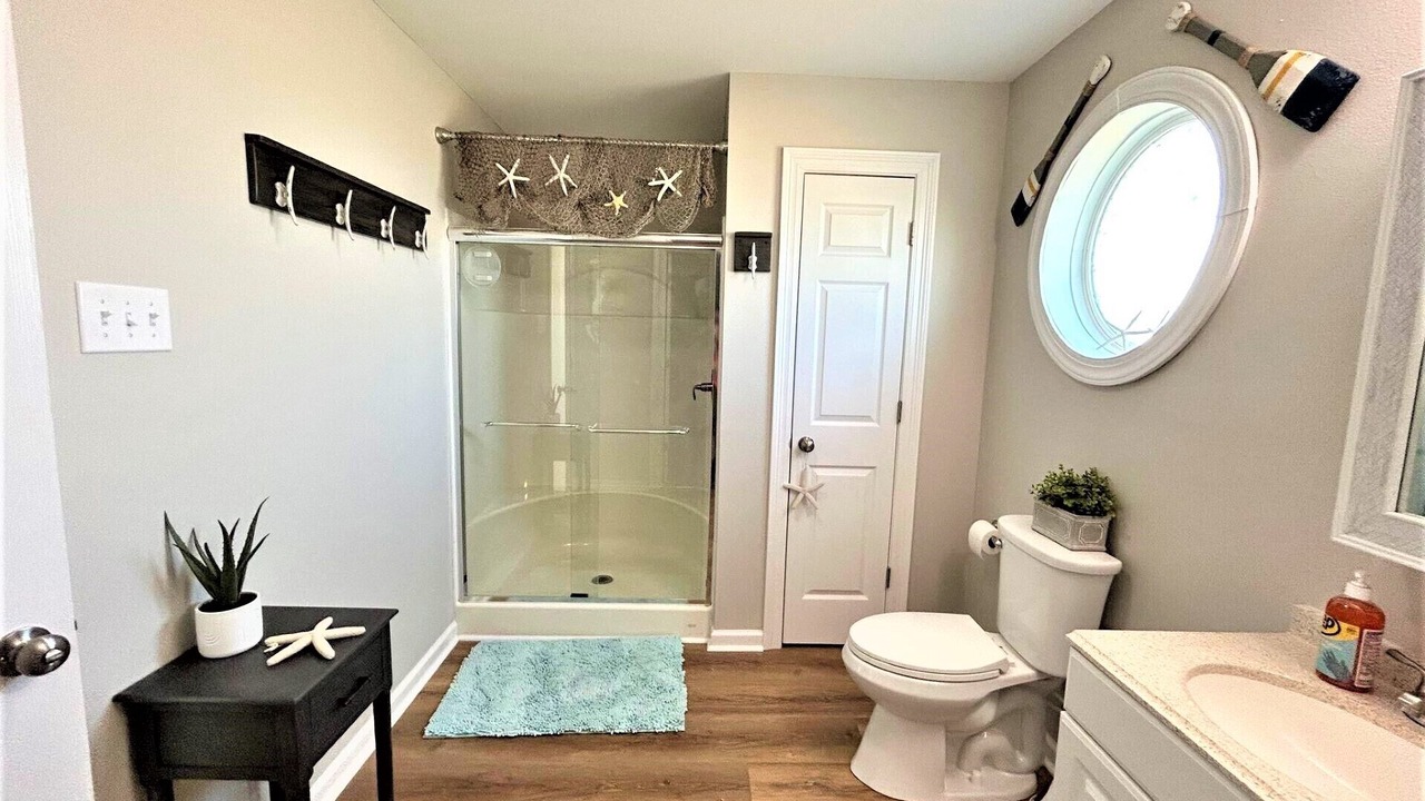 Photo of Bathroom in Golden Meadow
