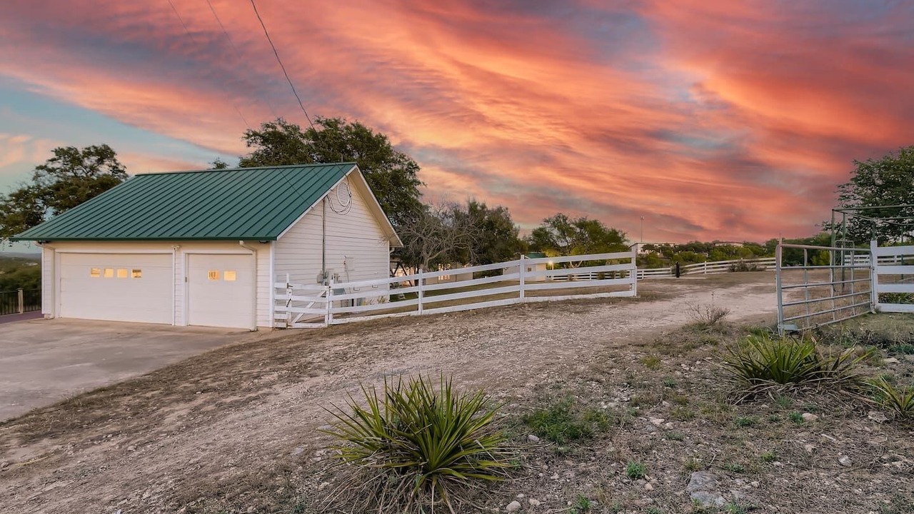 Photo of Outdoor in Spicewood