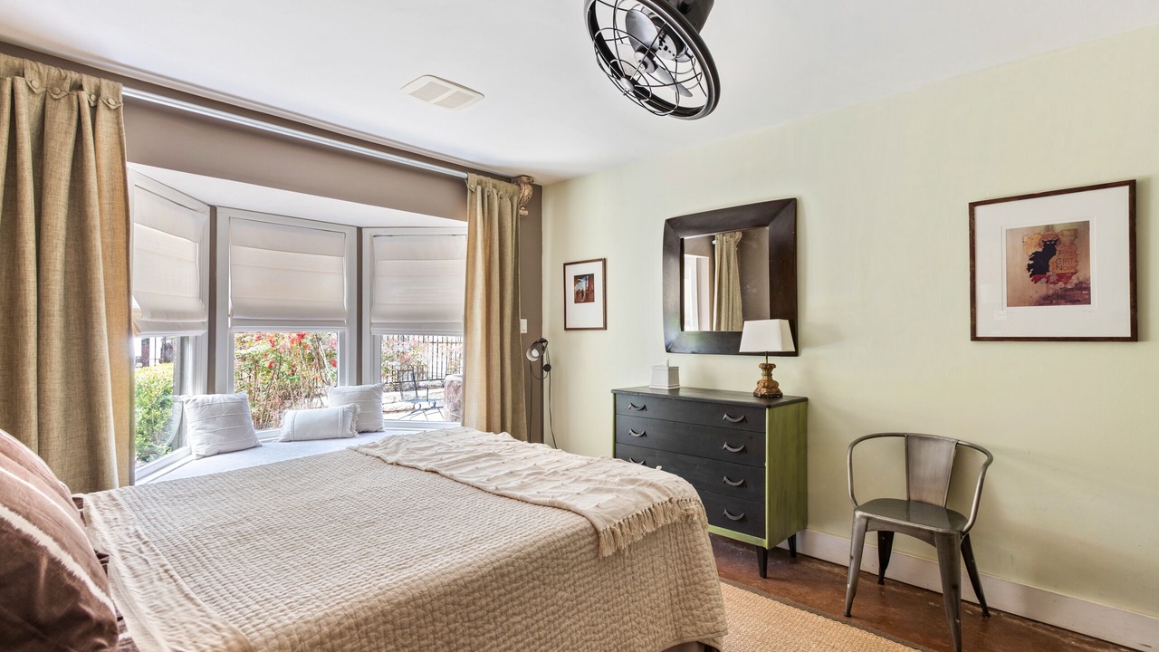 Photo of Bedroom in Zilker