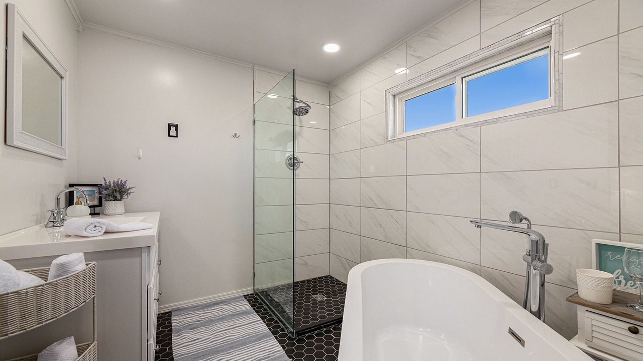 Photo of Bathroom in El Lago
