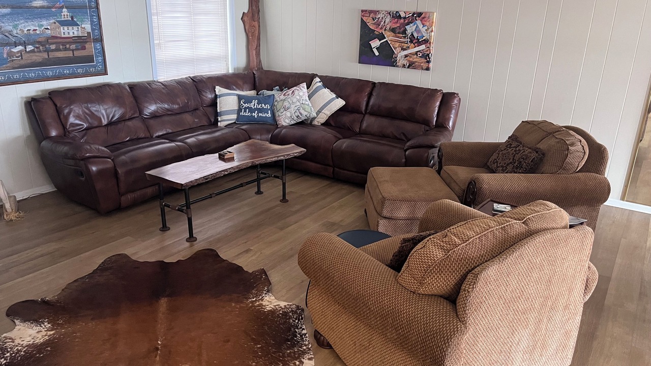 Photo of Livingroom in Farmerville