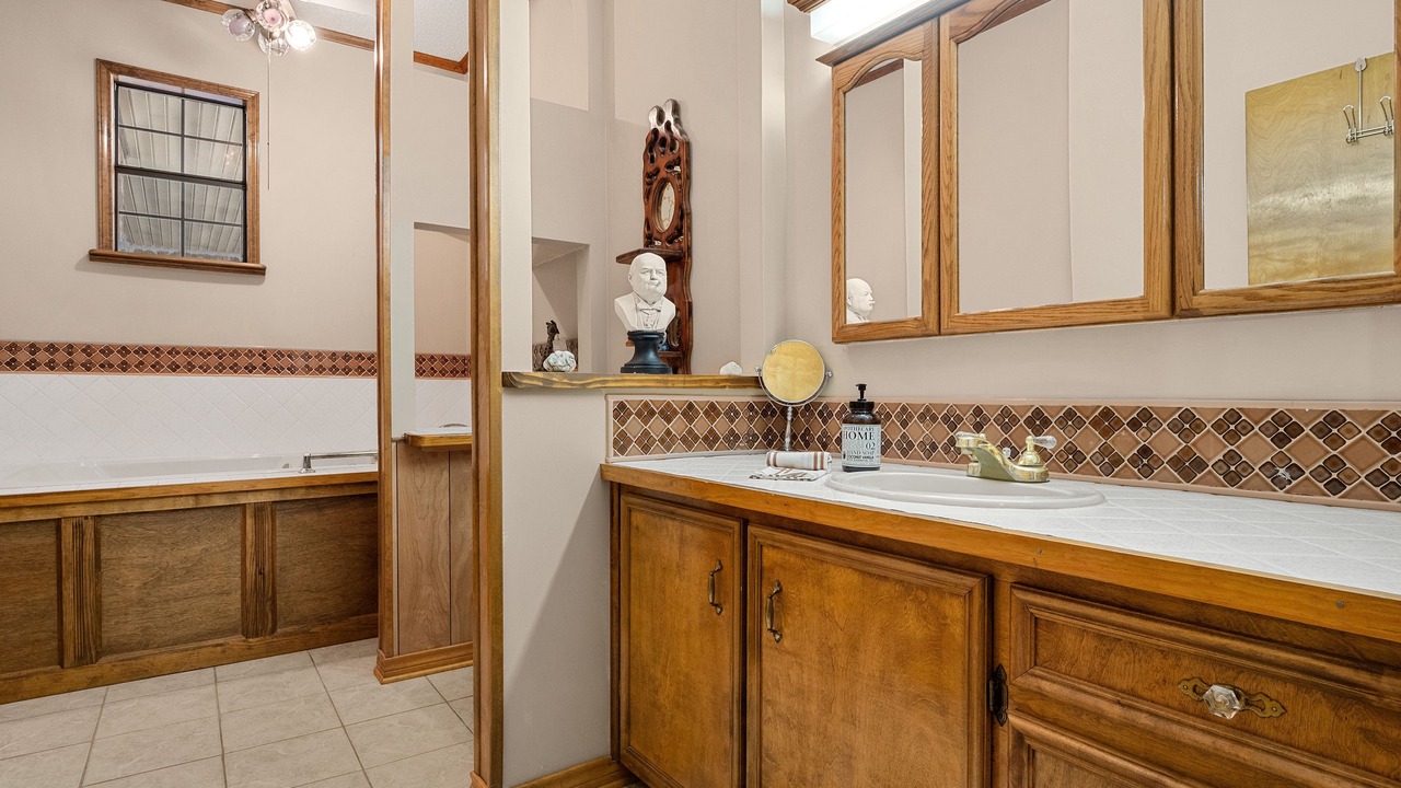 Photo of Bathroom in Anacoco
