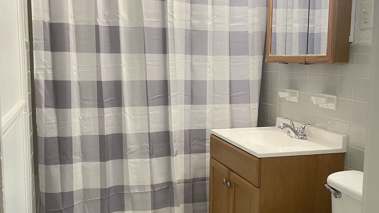Photo of Bathroom in Marlyville - Fontainebleau