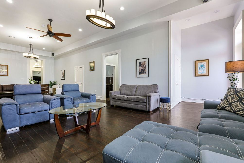 Photo of Livingroom in Faubourg Lafayette