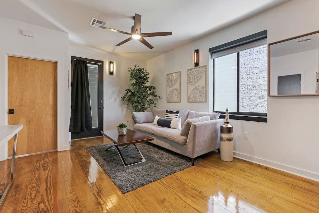 Photo of Livingroom in Faubourg Lafayette