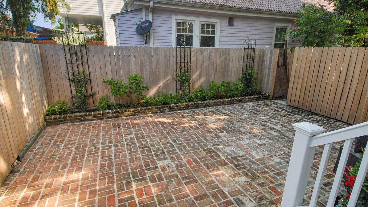Photo of Outdoor in Uptown Historic District