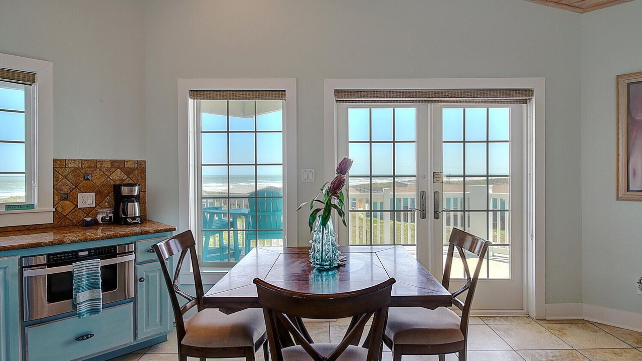 Photo of Kitchen in Sand Point