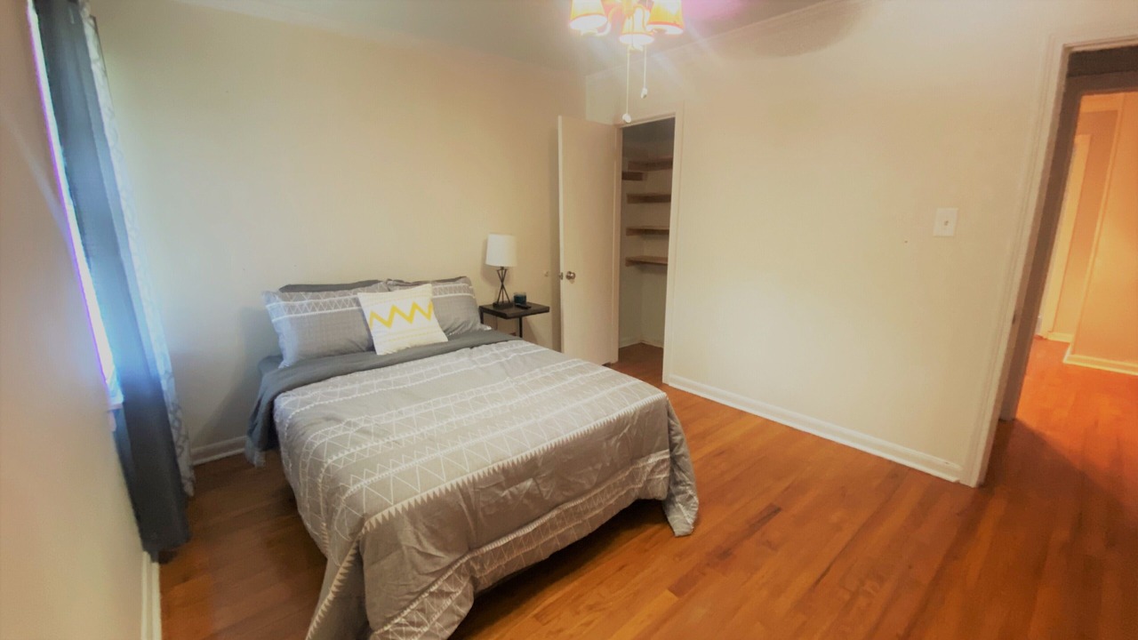 Photo of Bedroom in Westlake