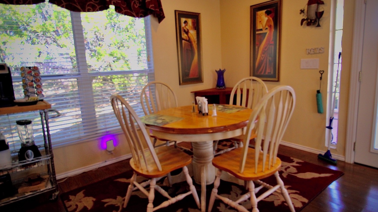 Photo of Bedroom in Helotes
