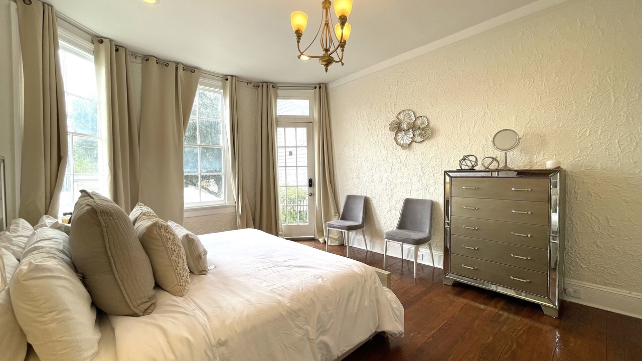 Photo of Bedroom in Mid-City