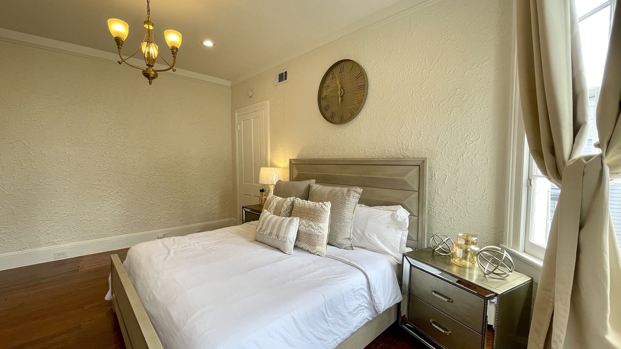 Photo of Bedroom in Mid-City