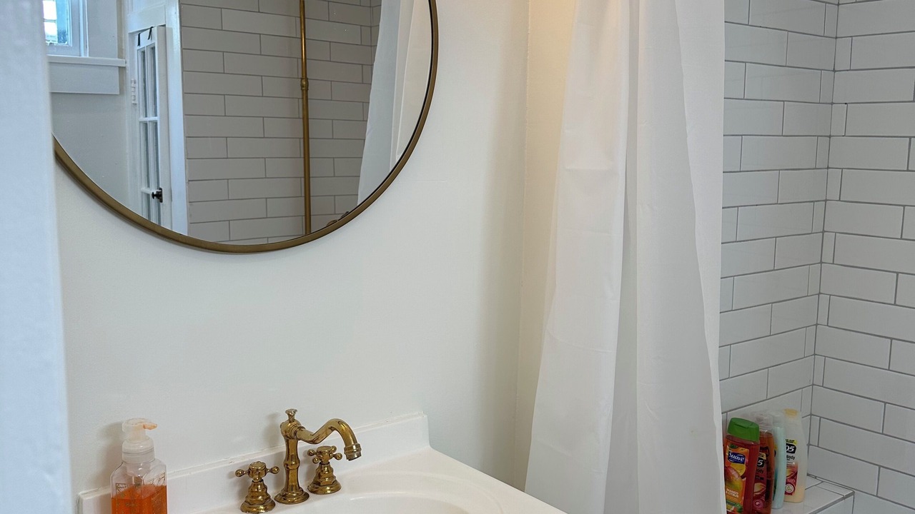 Photo of Bathroom in Mid-City