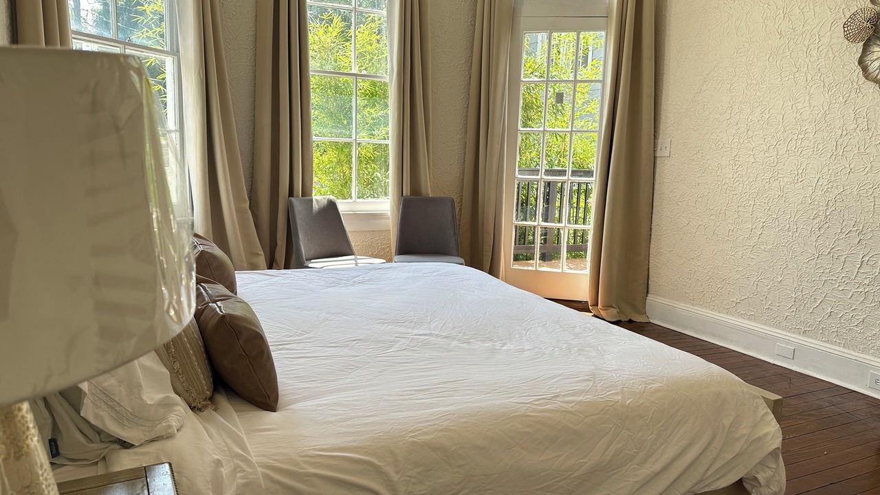 Photo of Bedroom in Mid-City