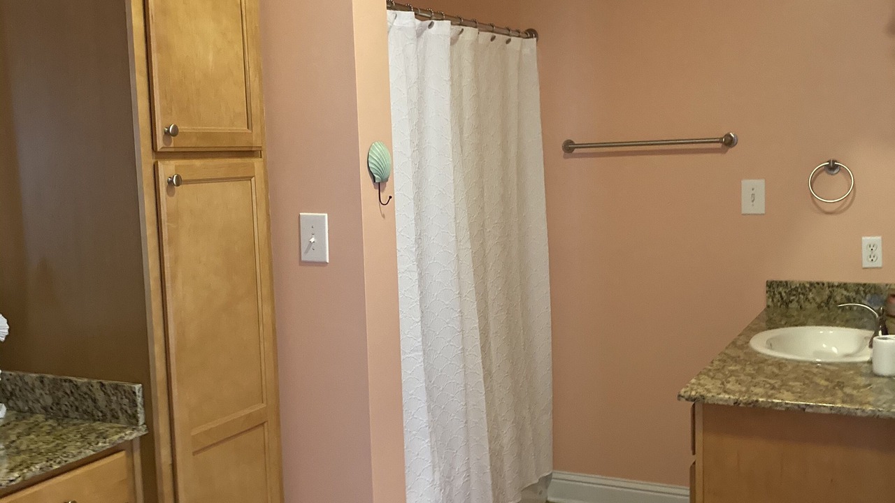 Photo of Bathroom in Bay St Louis