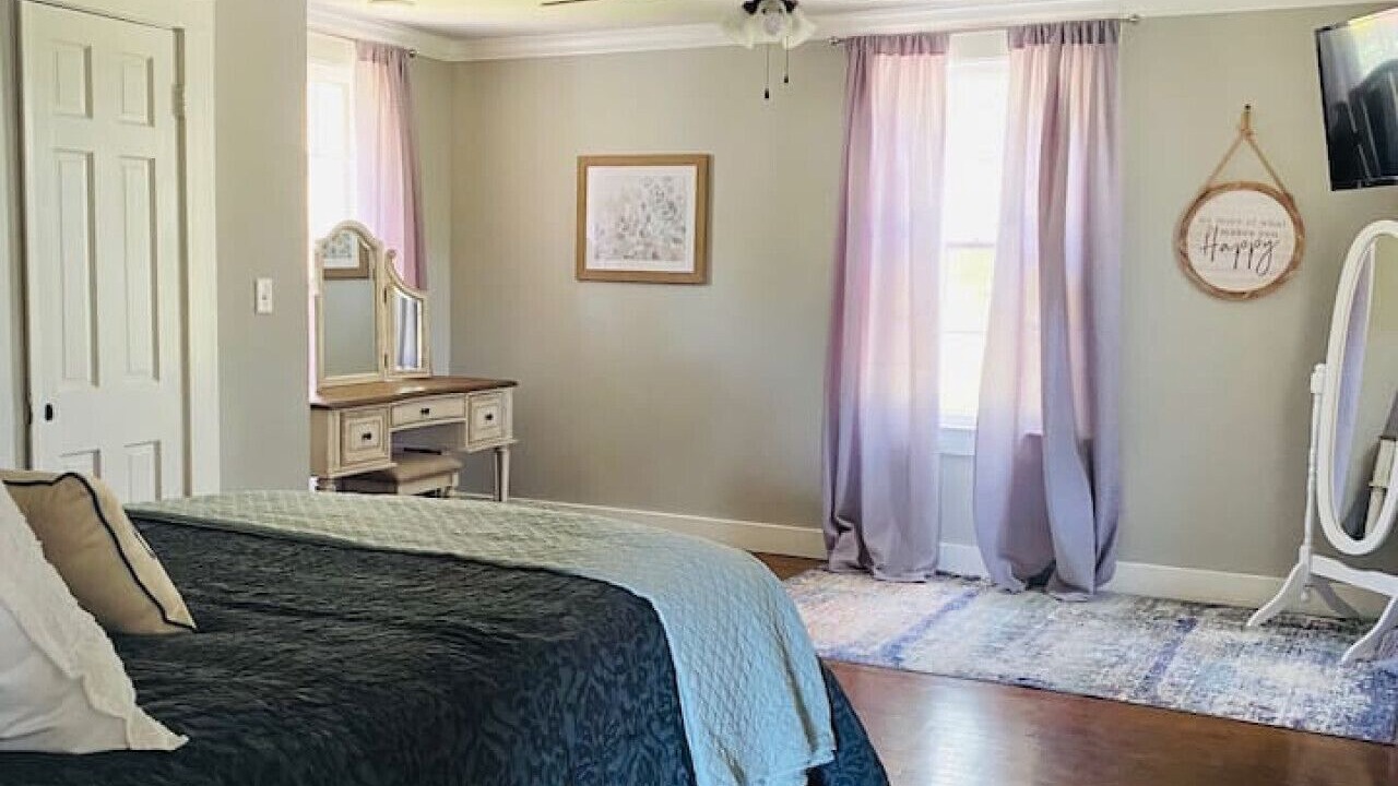 Photo of Bedroom in East Natchitoches