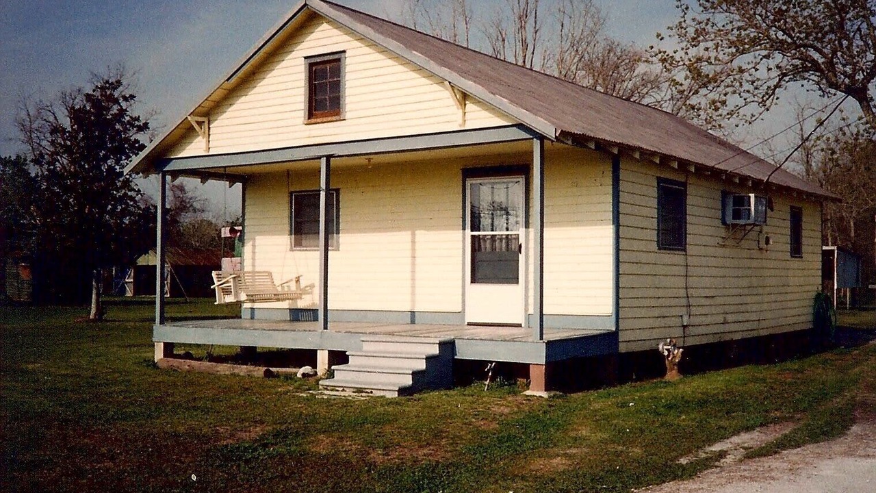 Photo of Others in Chauvin