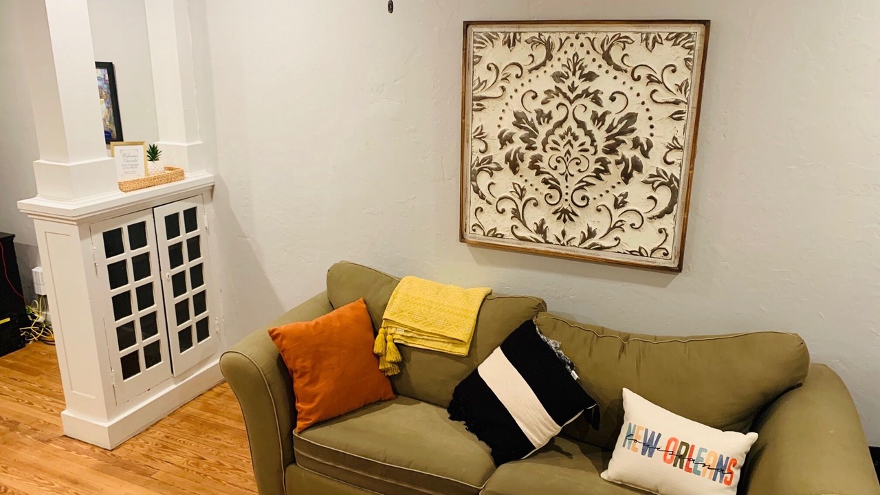 Photo of Livingroom in Uptown Historic District