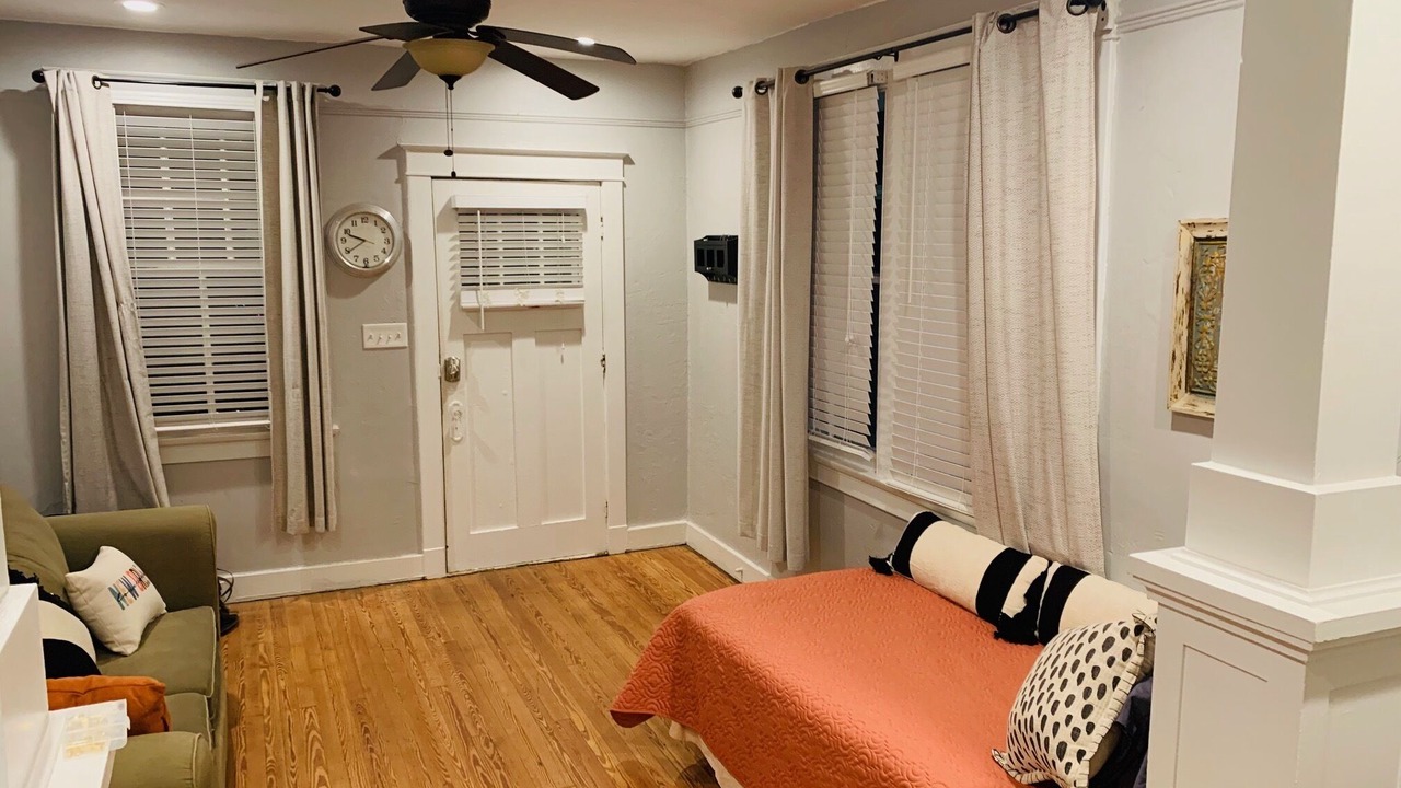 Photo of Bedroom in Uptown Historic District