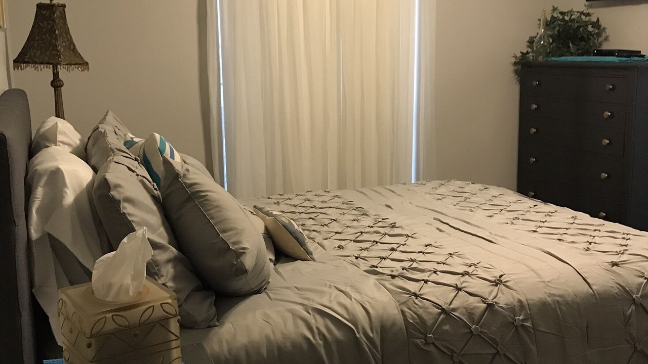 Photo of Bedroom in North Central Thousand Oaks