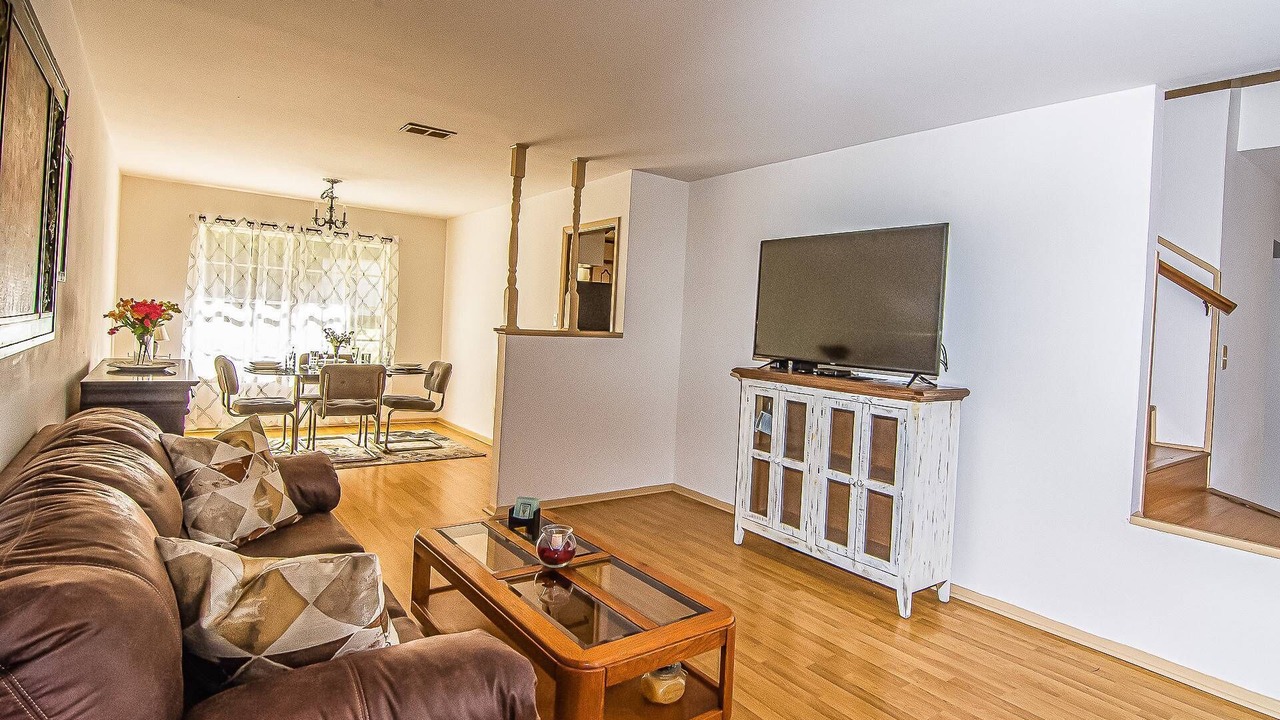 Photo of Bedroom in River Oaks